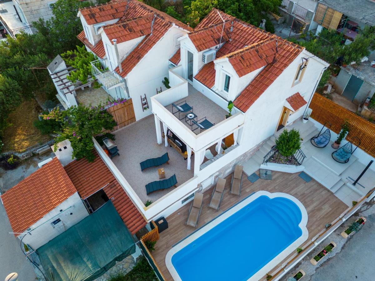 Villa Oasis With Private Pool Milna  Exterior foto